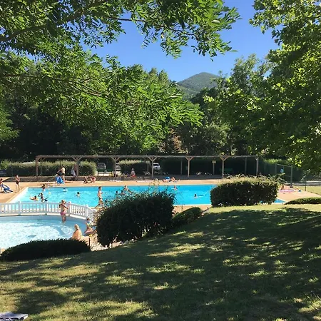 Camping Pierrageai 2* Saint-Felicien